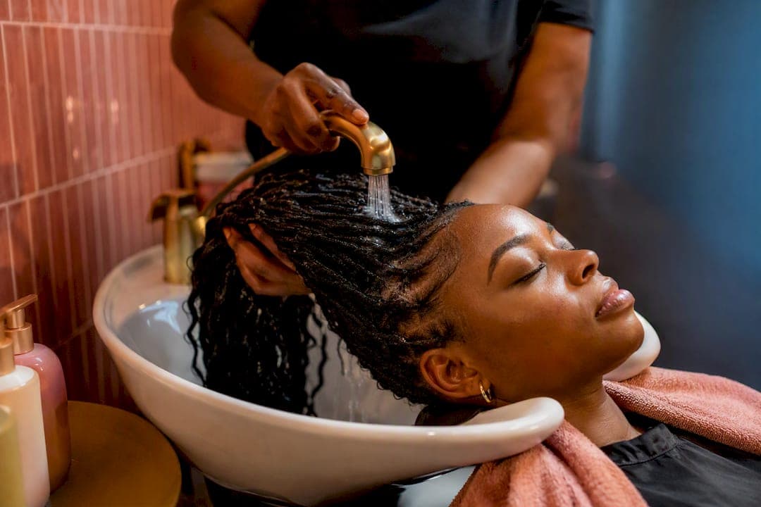 8 Step Scalp First Routine to Wash Faux Locs, Stylist Vetted